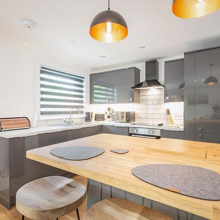 Апартаменты Central Pied-A-Terre Near Harbour Сент-Андрус Экстерьер фото